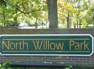 9109 Cinnebar Dr, Indianapolis, IN 46268