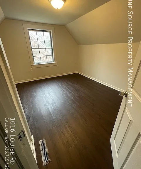 1016 Louise Rd — Photo 7
