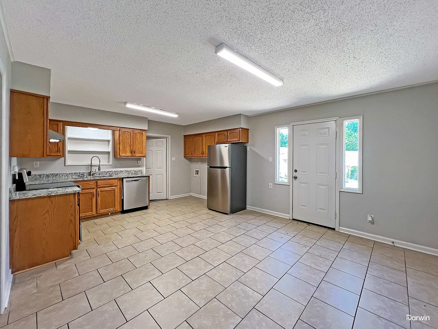 4 bed, 1.5 bath, 1414 sqft, $1,625 — Photo 3