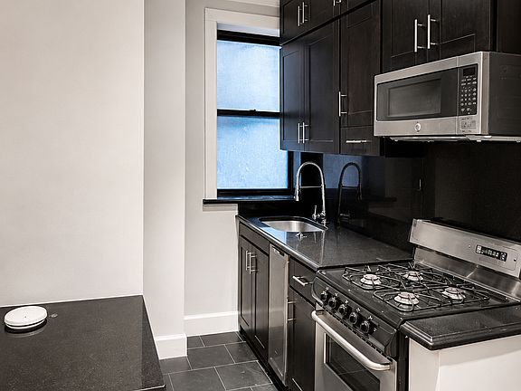 2nd image of 434 W 52nd St APT 7
