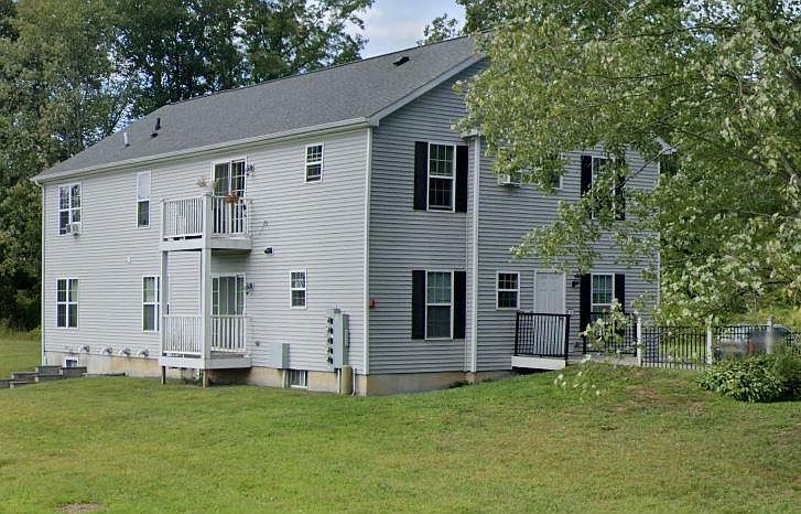 1st image of 104 Thatcher St APT 1