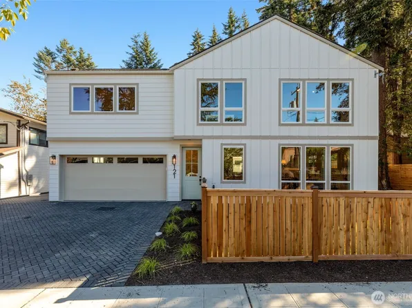 121 N 136th Street, Seattle, WA 98133