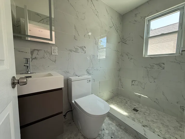 10 Elmwood St #12 — Photo 25