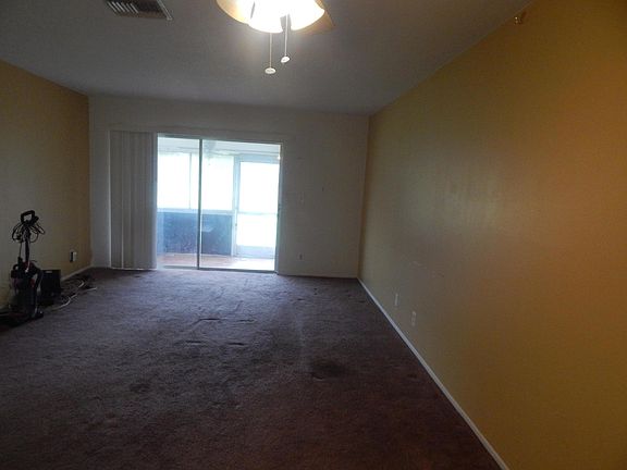 5th image of 2971 Ashley Drive W #C