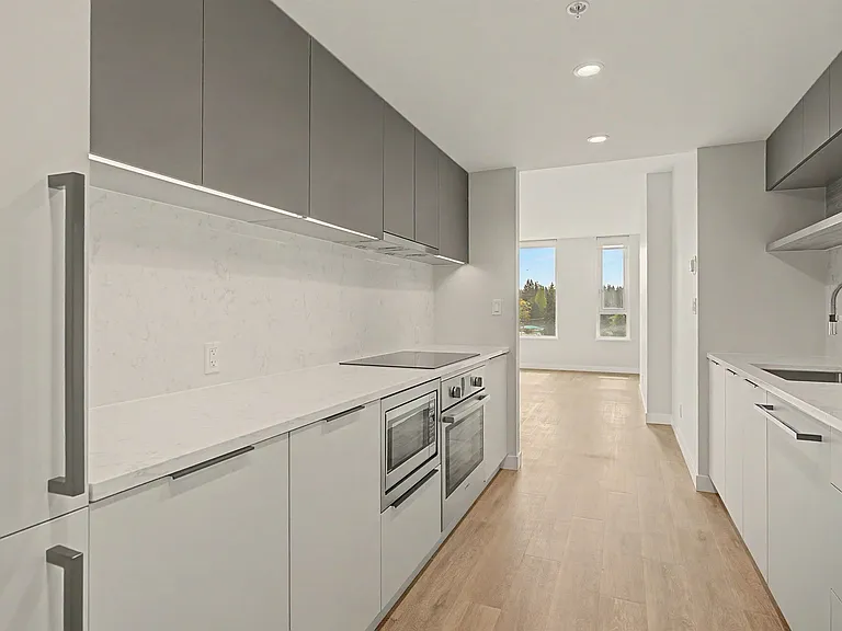 567 Emerson St #1204 — Photo 13
