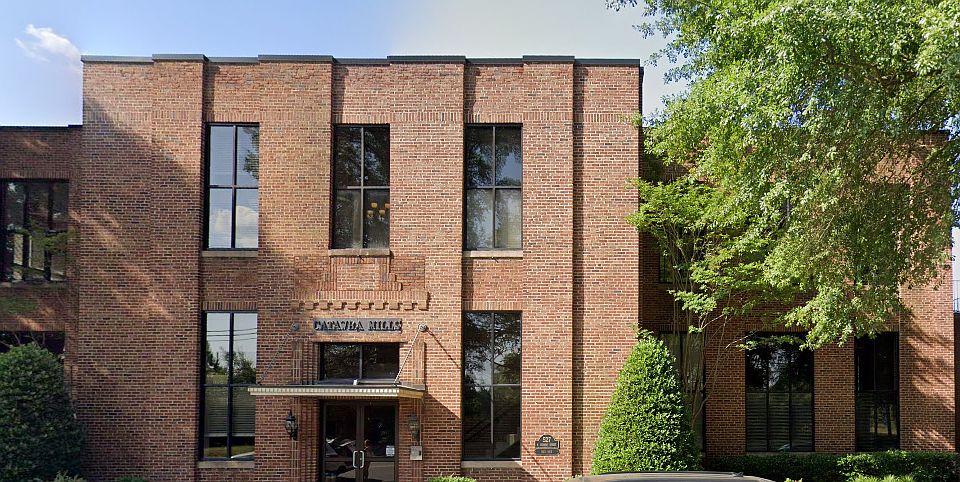 2nd image of 591 Catawba St #591