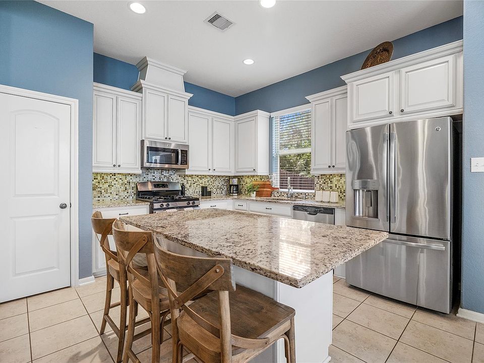 1st image of 122 Cheswood Forest Dr