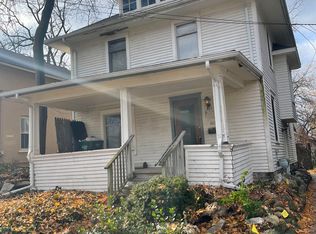 607 N Sycamore St, Lansing, MI 48933