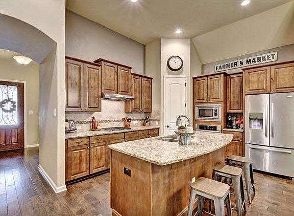4th image of 2311 Brownstone Ln