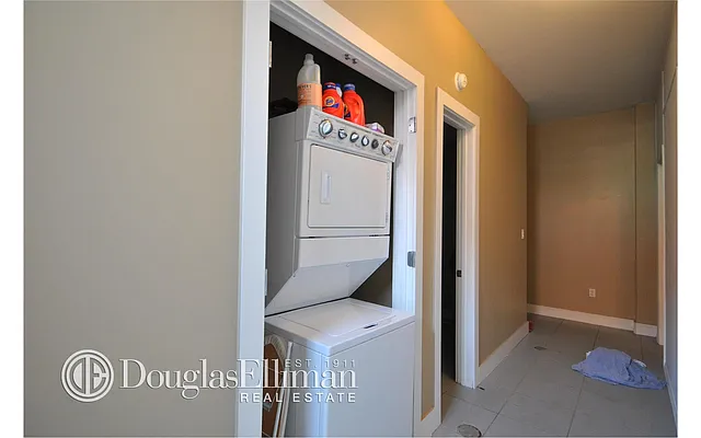 Rented by Douglas Elliman | media 19