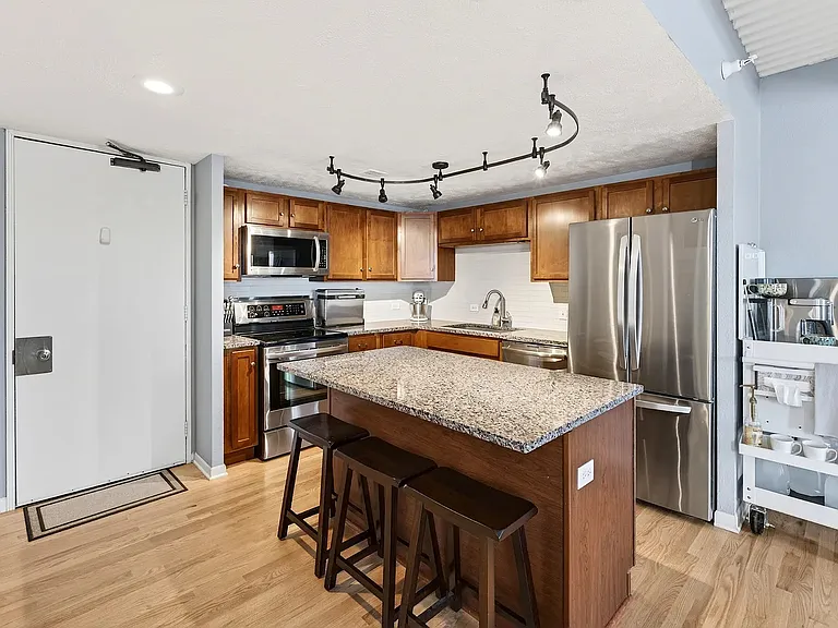 105 N 31st Ave #505 — Photo 13