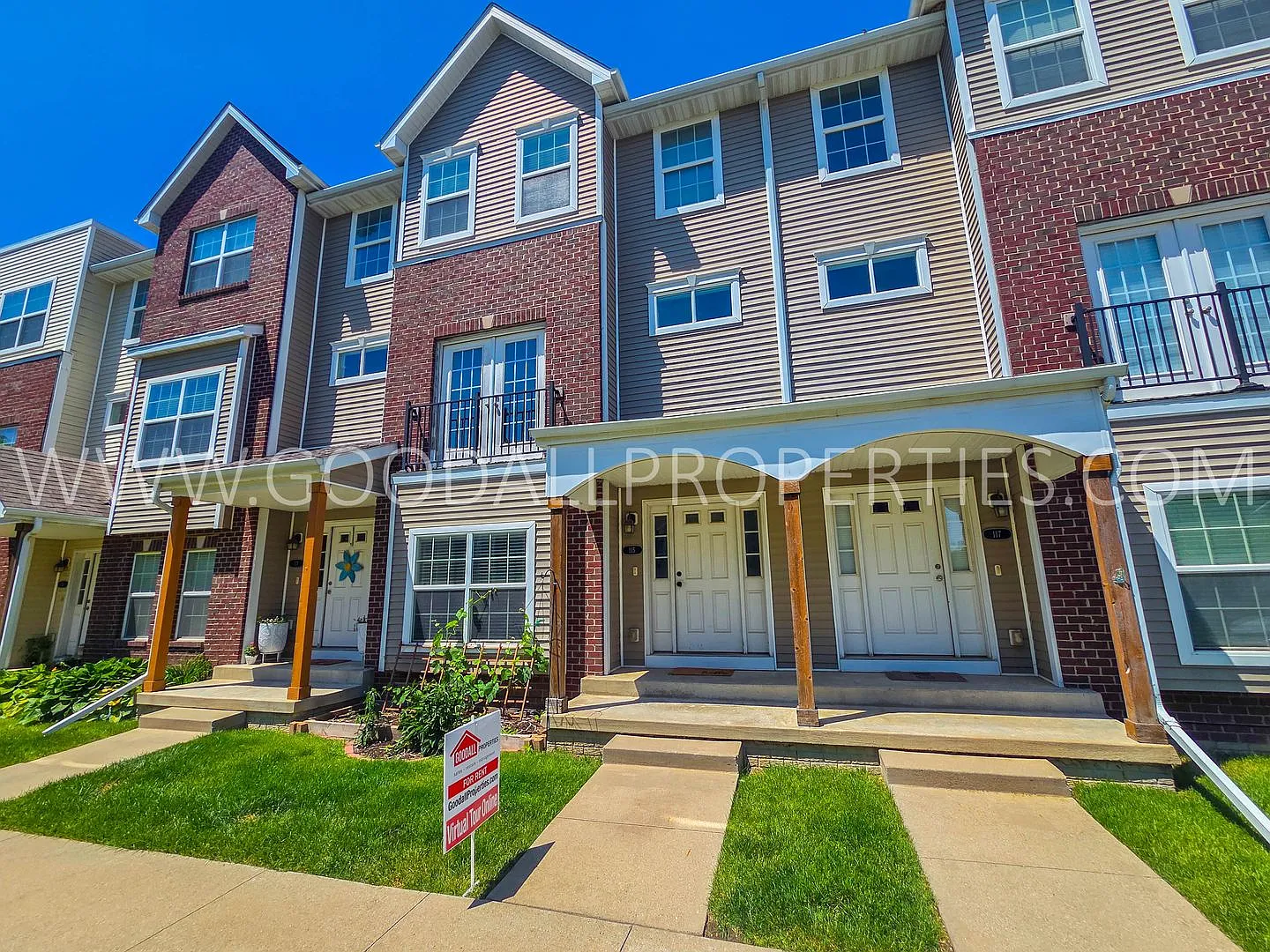 $100 Off First 6 Months! Waukee Schools Townhome with 2-Car Garage — Photo 1