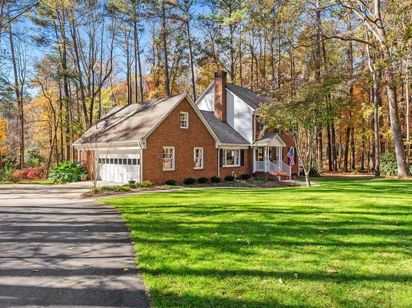 8009 Hollander Pl, Raleigh, NC 27606