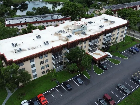 4152 Inverrary Dr APT 202, Lauderhill, FL 33319