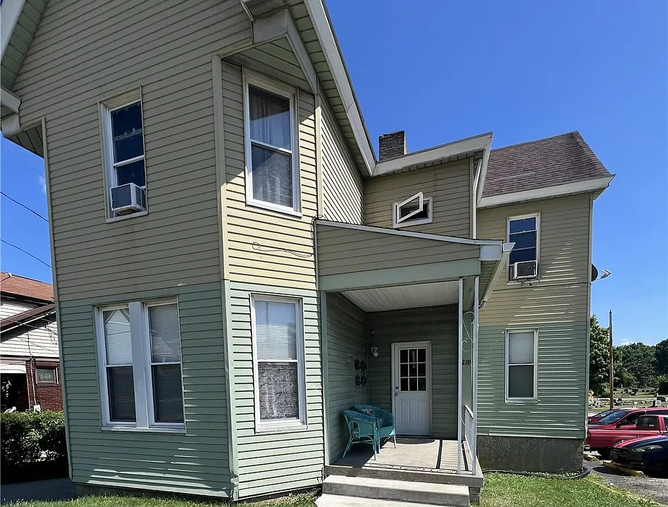 219 5th St #3