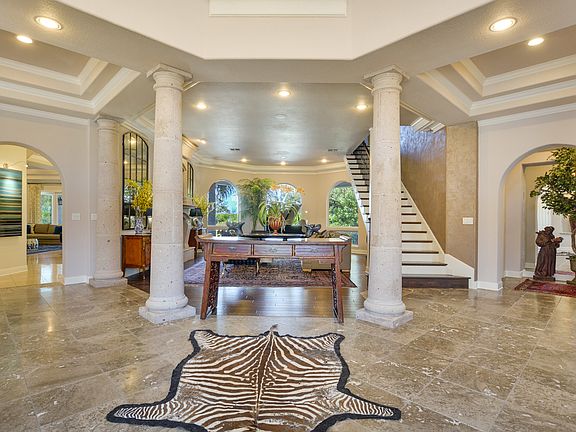 4th image of 5 Merrivale Pl