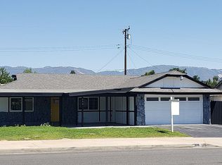 370 W Easton St, Rialto, CA 92376