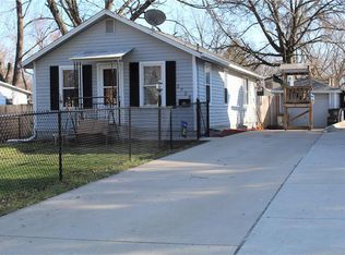 2728 Arnold Rd, Des Moines, IA 50310