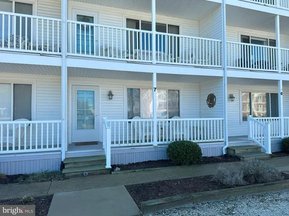 24 Dickinson Ave #7A, Dewey Beach, DE 19971
