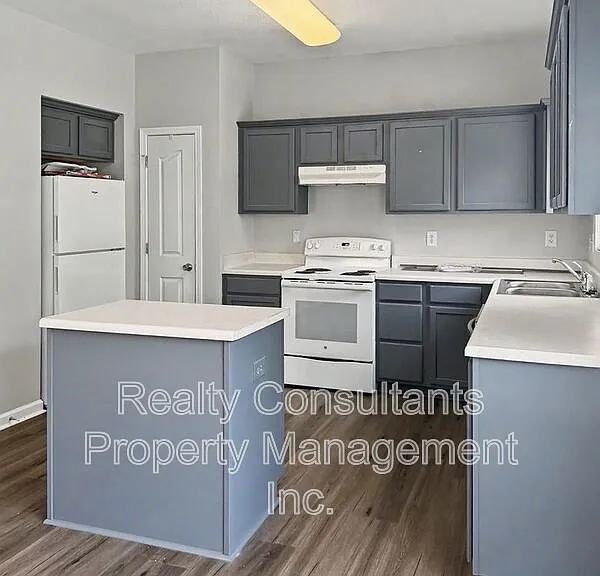 2717 Forest Grove Ct — Photo 14
