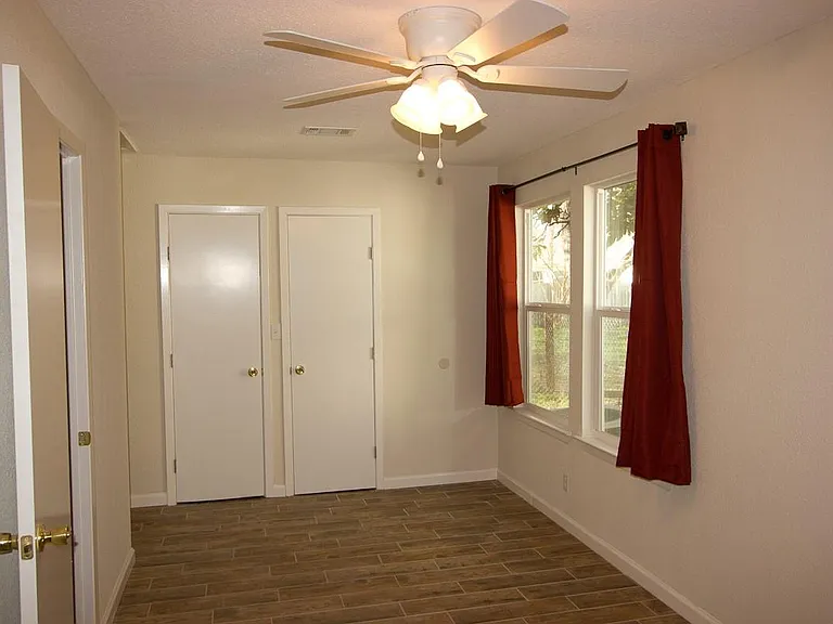6110 Wing Feather Dr — Photo 6