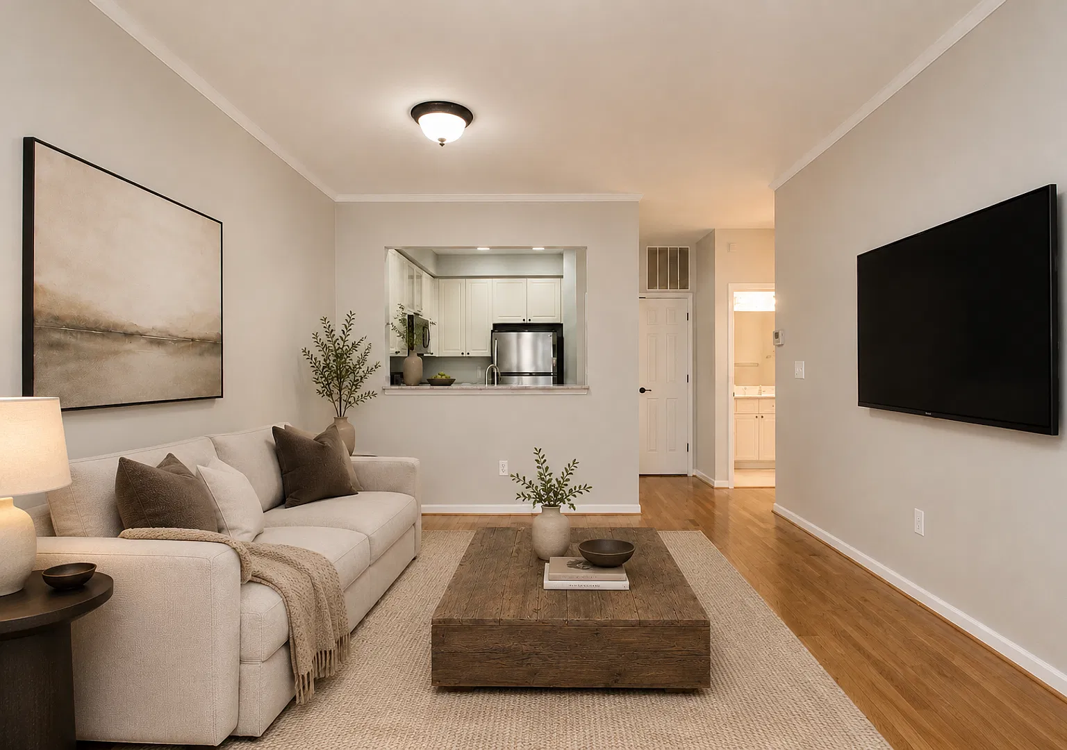 Charming & Pet-Friendly 1BR/1BA Condo in Alexandria's Stonegate — Photo 1