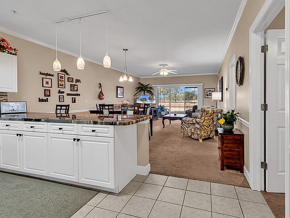 5th image of 4881 Dahila Ct. #102