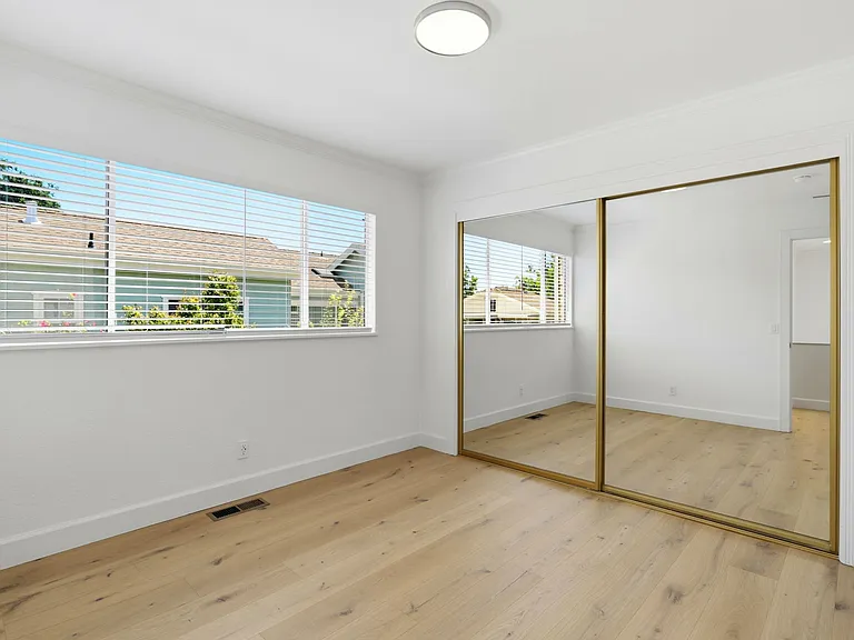 1104 Lautrec Ter — Photo 22