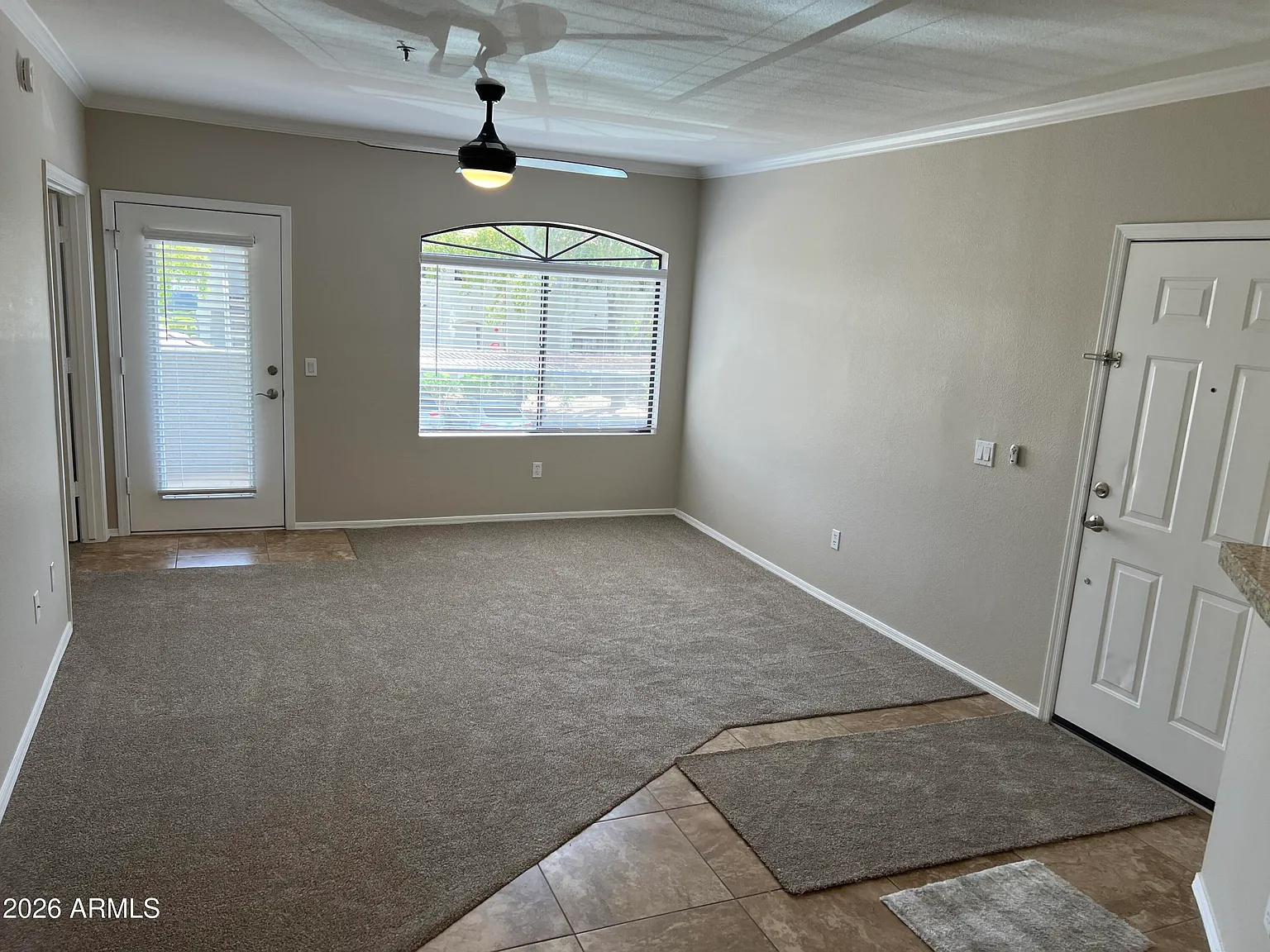 1 bed, 1.0 bath, 924 sqft, $1,595 — Photo 1