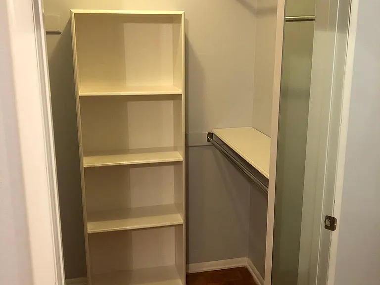 3723 Chartwell Dr — Photo 13