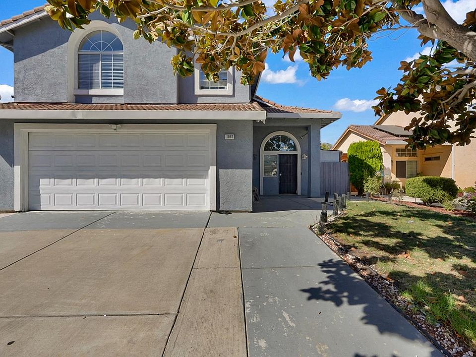 1st image of 1067 Klemeyer Cir