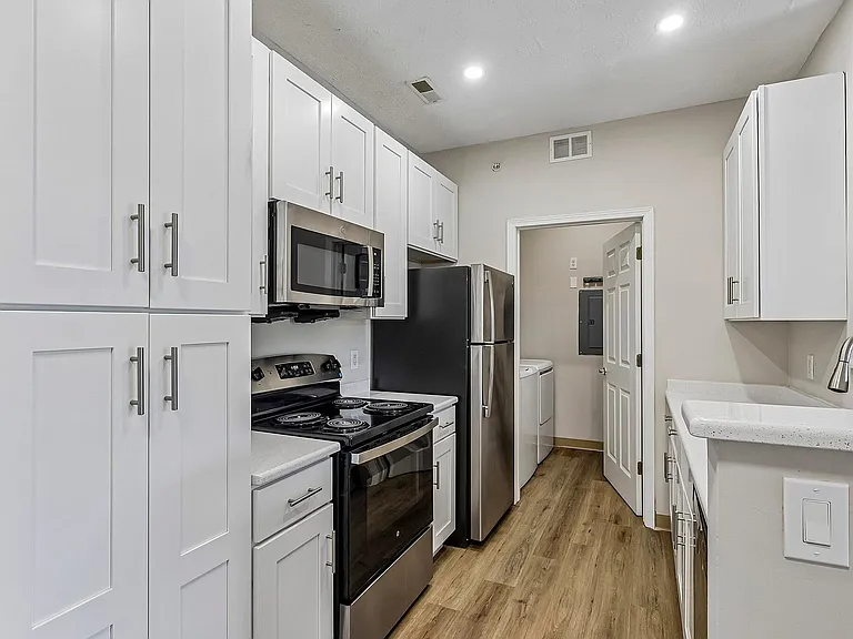 Contemporary kitchen