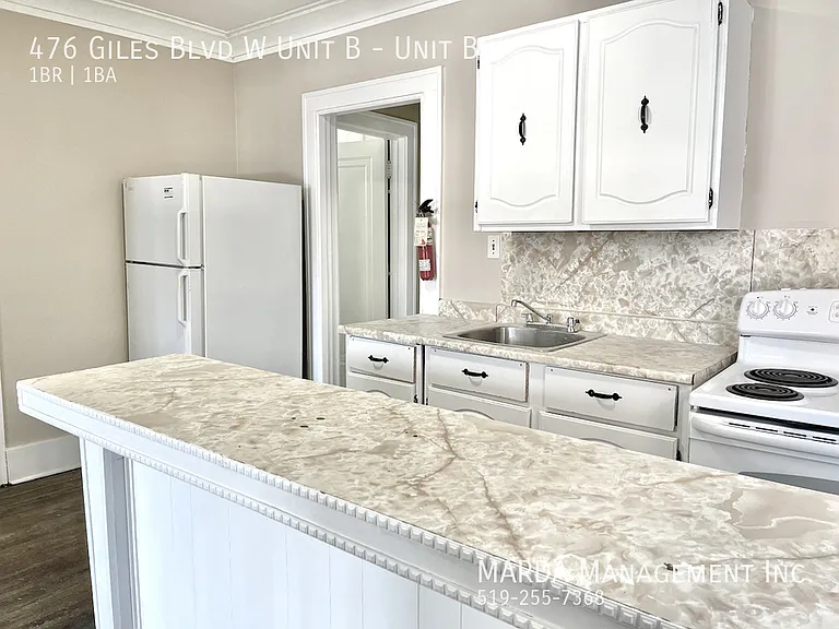 476 Giles Blvd W #B — Photo 10