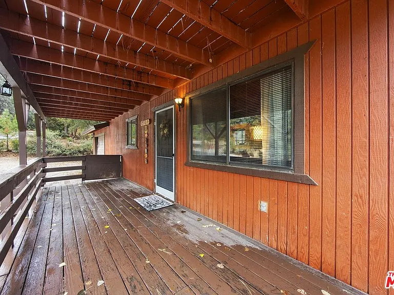 2317 Maplewood Way — Photo 4