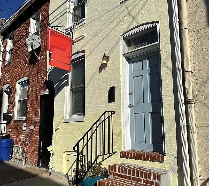 1st image of 227 S Durham St