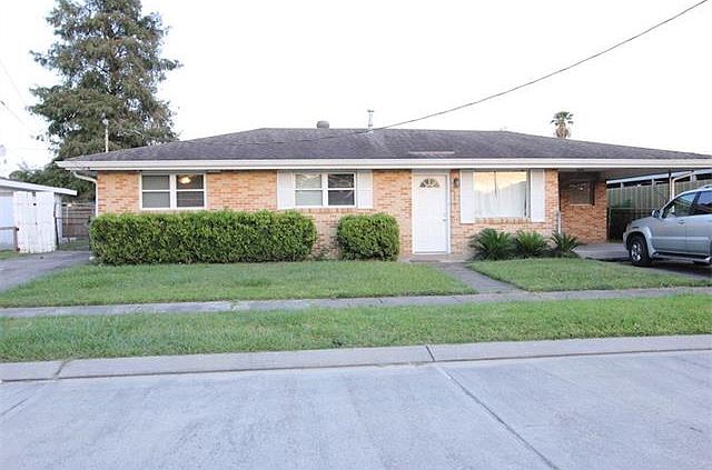 1st image of 2809 Pecan Dr