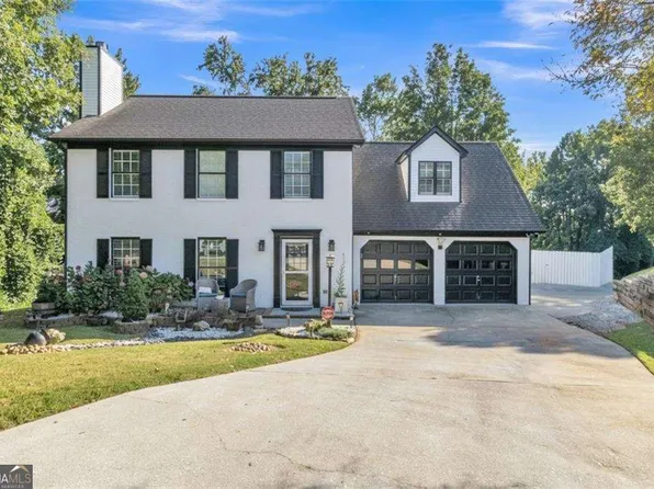 521 Chadborn Ct, Lawrenceville, GA 30045