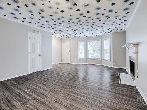 3rd image of 6501 Habersham St Unit 12