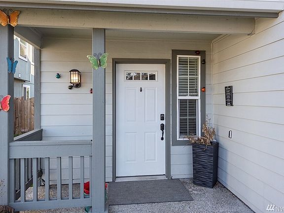 2nd image of 4923 106th St NE