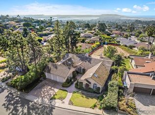 5468 Pacifica Dr, La Jolla, CA 92037