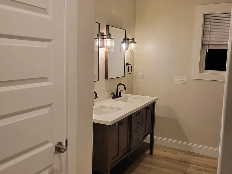 19 Water St — Photo 17