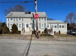 9 Meeting St, Coventry, RI 02816