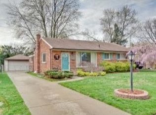 35489 Parkdale St, Livonia, MI 48150