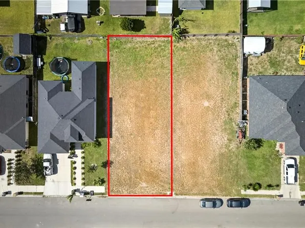 926 W Dawes Ave, Alton, TX 78573