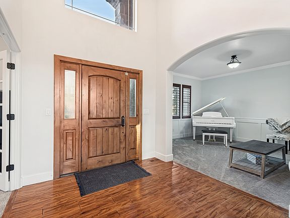 4th image of 497 N 1060th St E