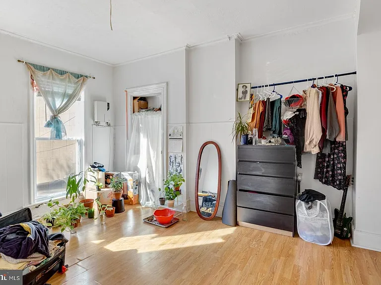 131 W Susquehanna Ave #2F — Photo 8