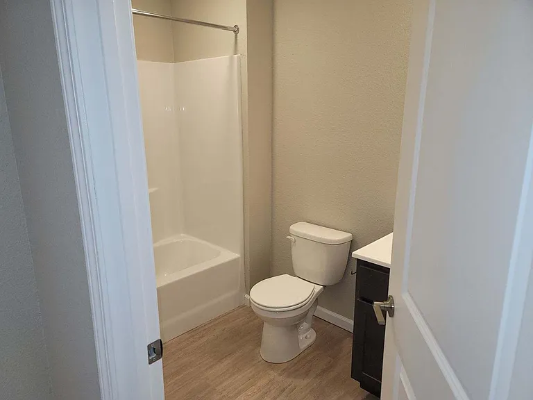 1501 W North 4th St #1 — Photo 9