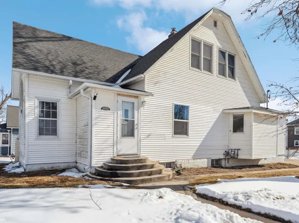1412 Summit St, Marshalltown, IA 50158