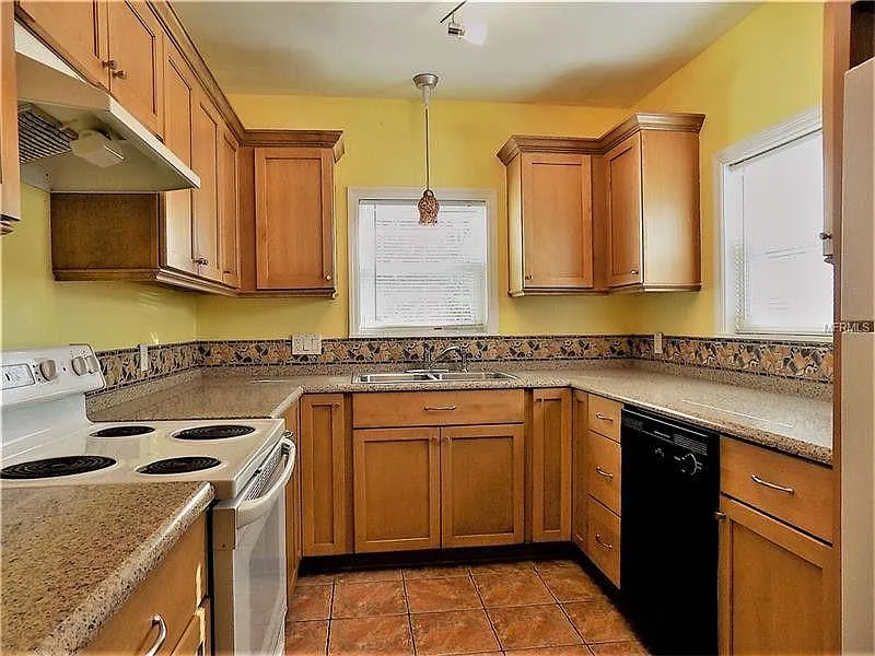 3603 W Cleveland St — Photo 3