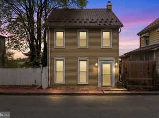 905 Chestnut St, Delta, PA 17314